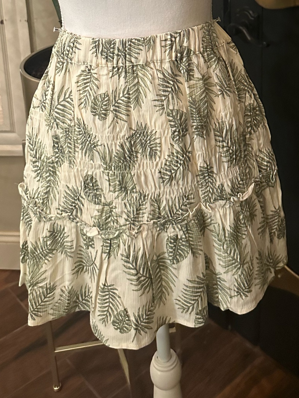 NWT ANTHROPOLOGY for ELODIE Women’s Cream Skirt SUMMER Green Palm Leaf Print XS